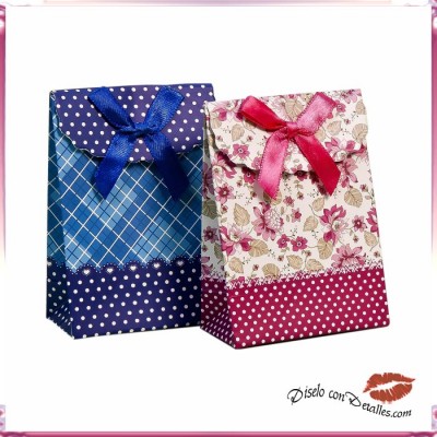 Caixas às Bolinhas Sortidas