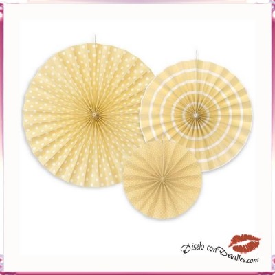 3 Rosetas de Papel Decorativas Beige