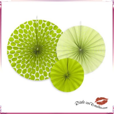 3 Rosetas de Papel Decorativas Verdes