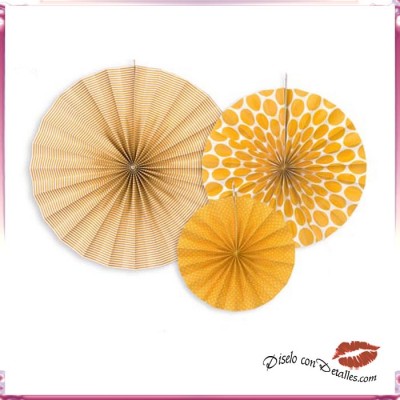 3 Rosetas de Papel Decorativas en color Amarillo