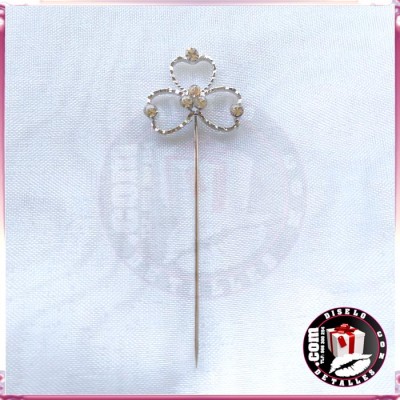 Alfinete Trevo com Brilhos